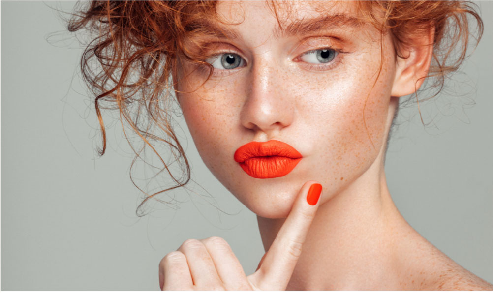Comment appliquer parfaitement son rouge à lèvres ?